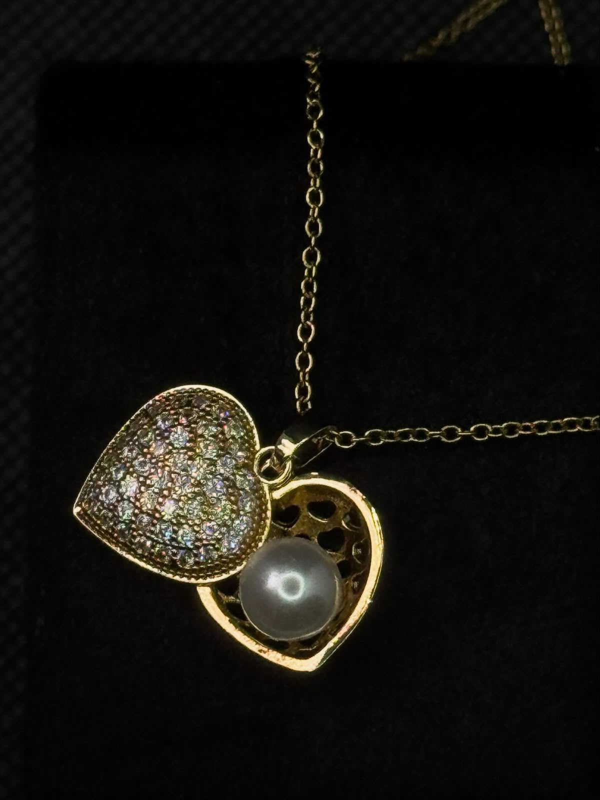 Heart-Pearl Pendant