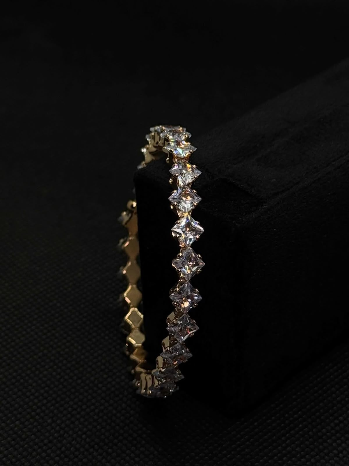 Zircon Bangals-Pair