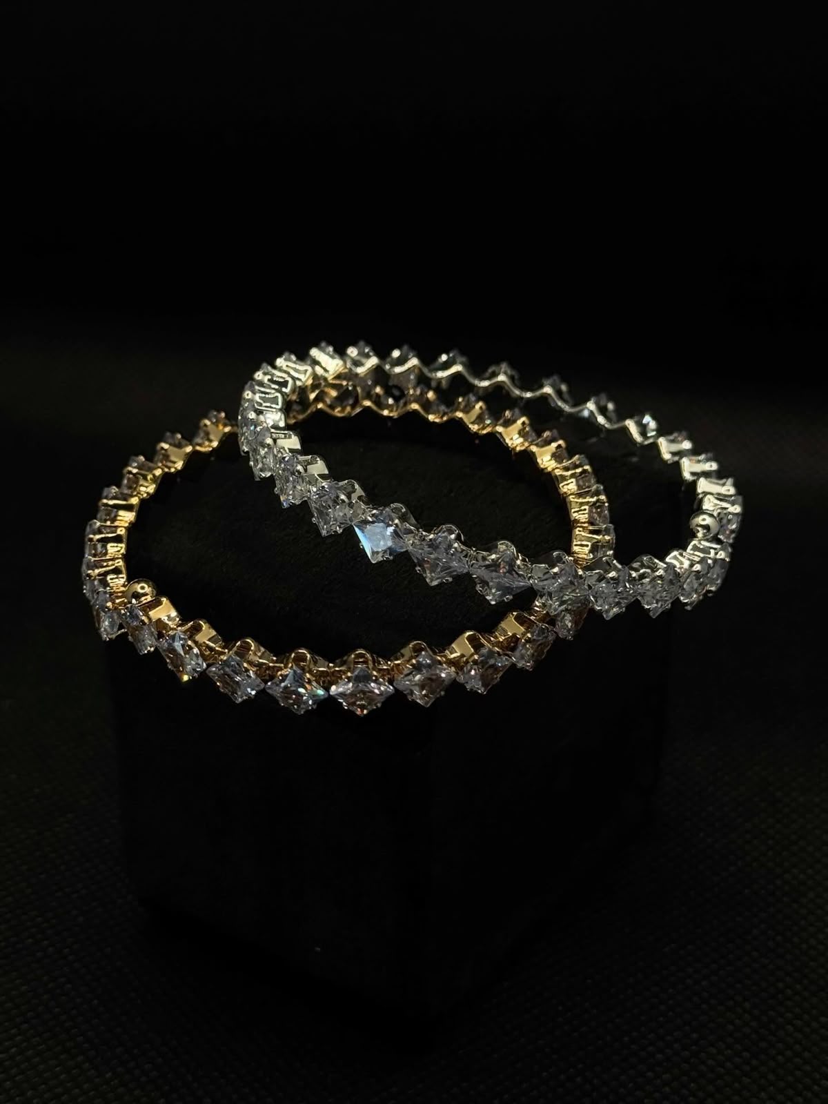 Zircon Bangals-Pair