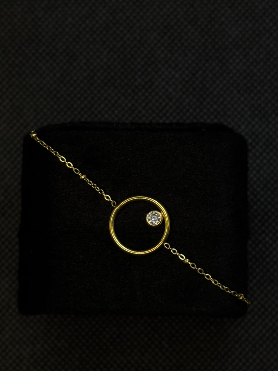 Solitaire Circle Necklace